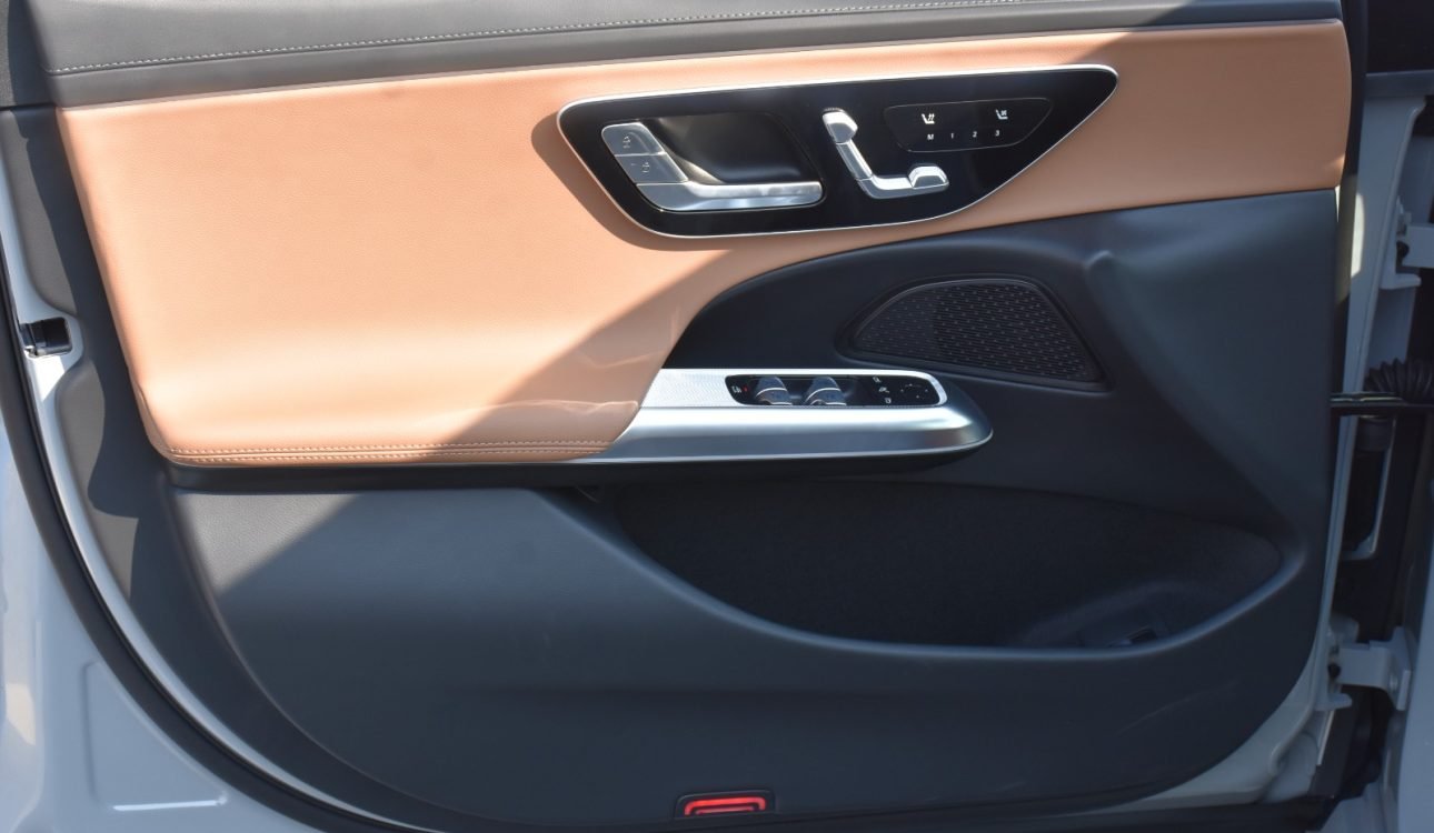 MERCEDES BENZ E200 2025