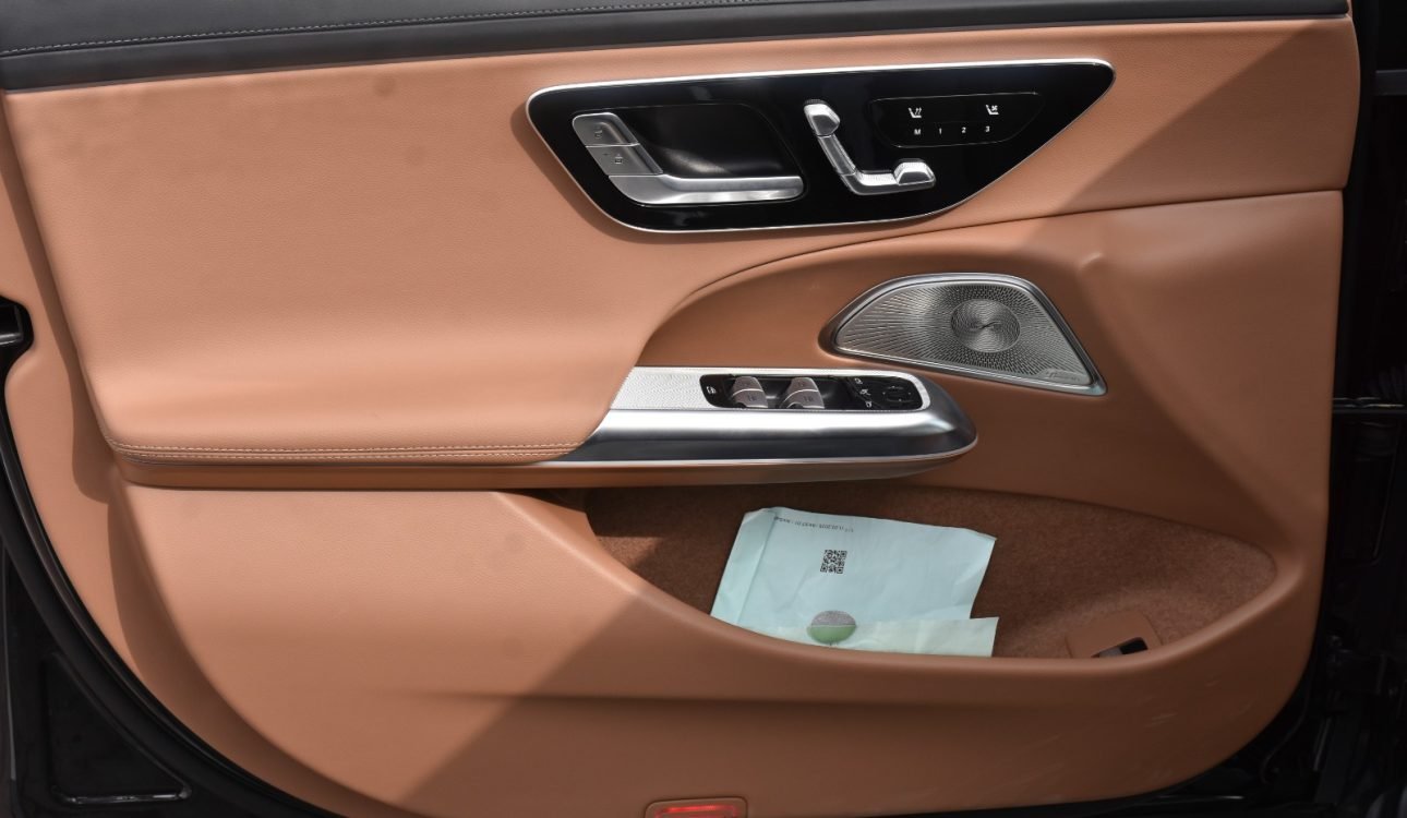 Mercedes benz e300 2025