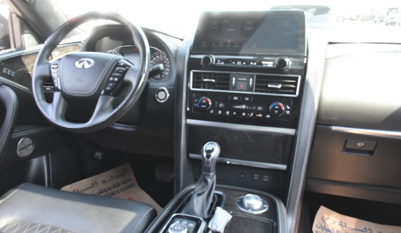 INFINITI QX80 2024