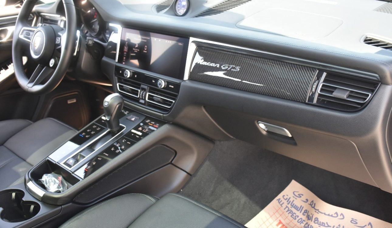 porsche macan 2023