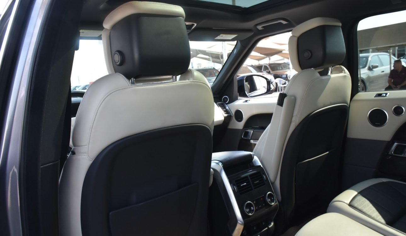 RANGE ROVER SPORTS AUTOBIOGRAPHY