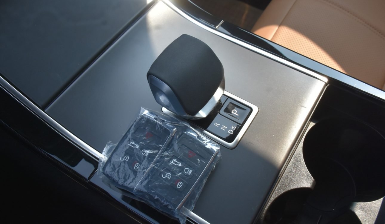 RANGE ROVER VELAR