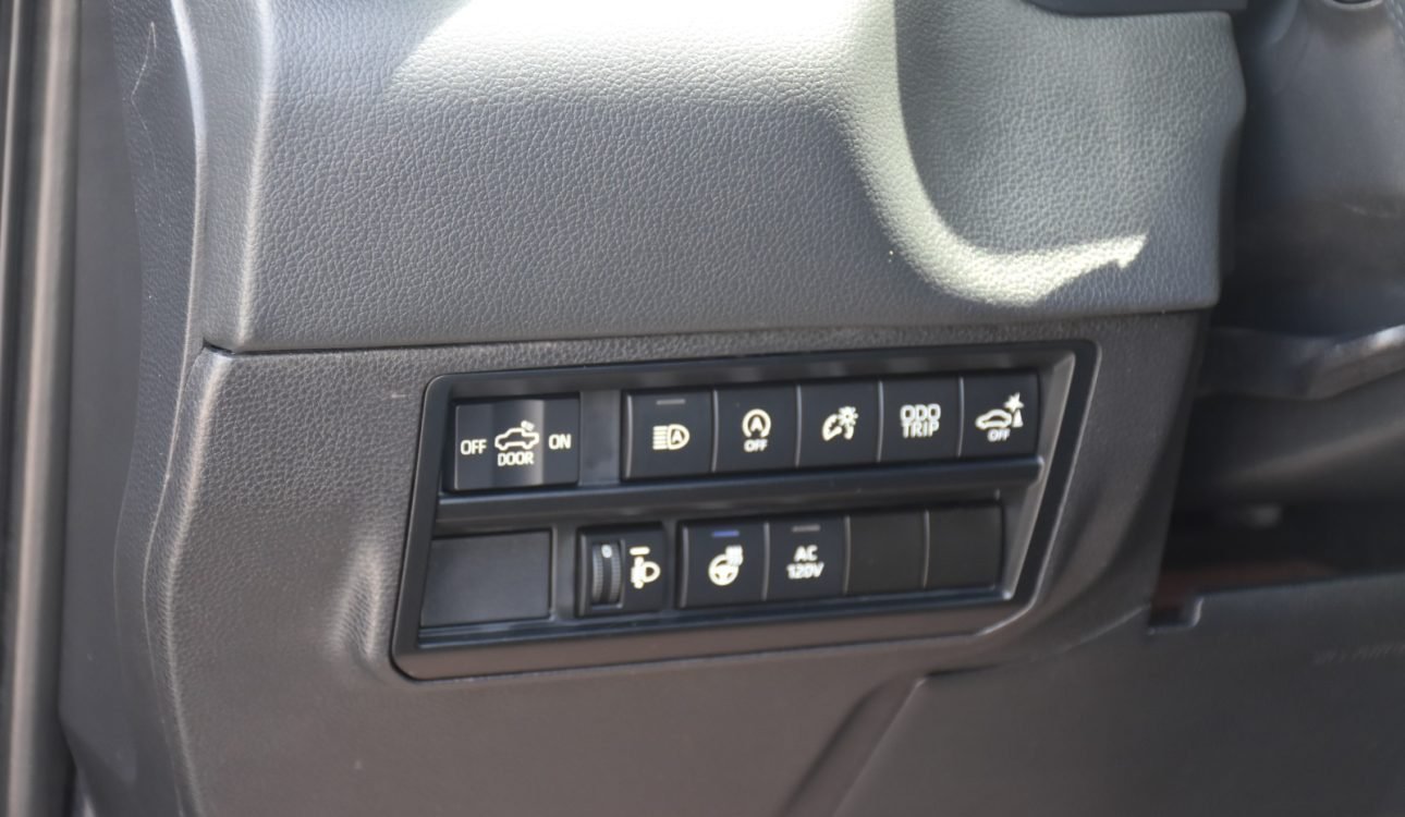 TOYOTA TUNDRA LIMITED