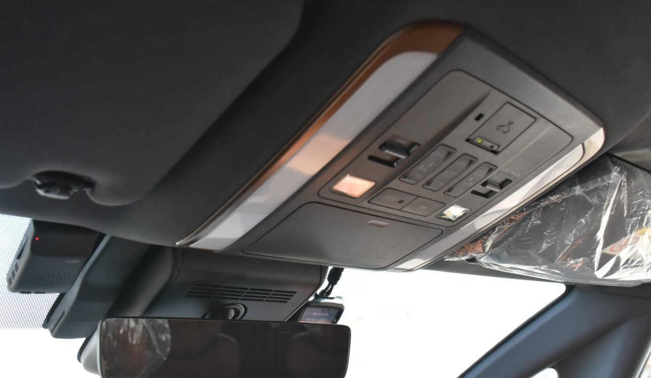 Toyota Alphard hev 2025