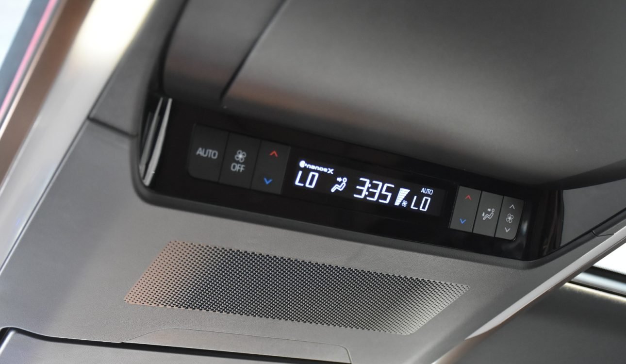 Toyota Alphard hev 2025