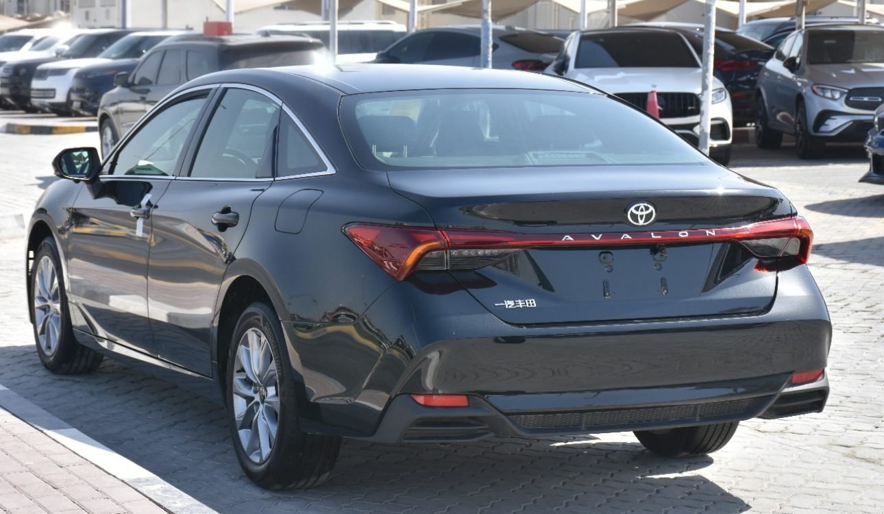 Toyota Avalon 2025