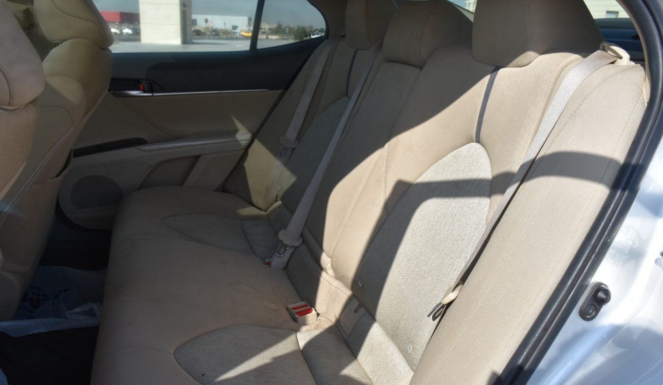 Toyota Camry hybrid 2023