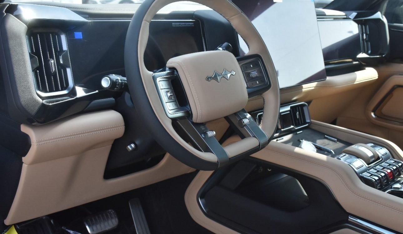BYD LEOPARD 8