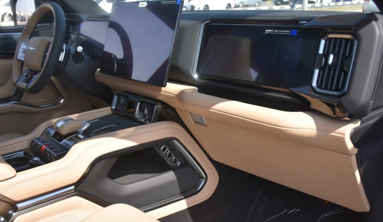 BYD LEOPARD 8