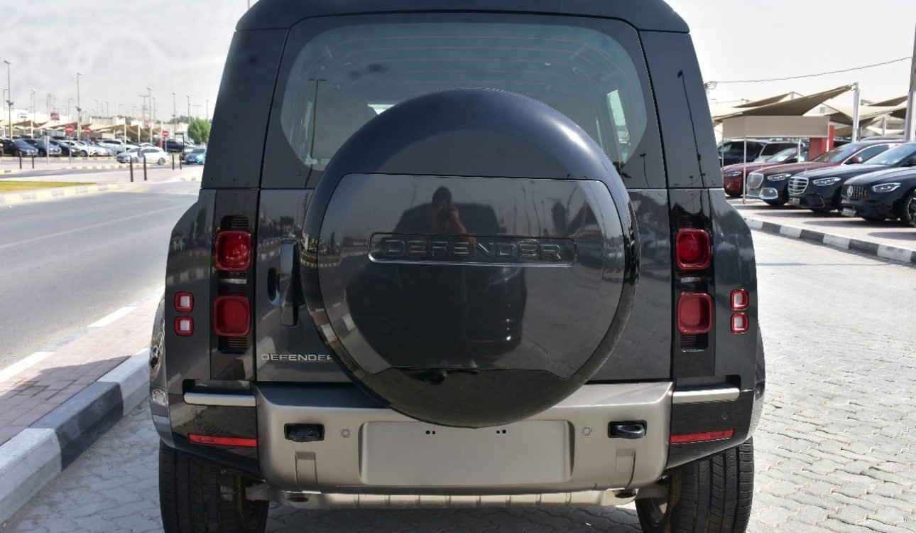 LAND ROVER DEFENDER
