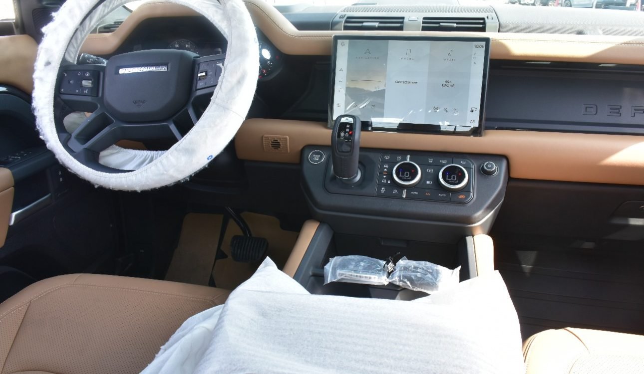 LAND ROVER DEFENDER