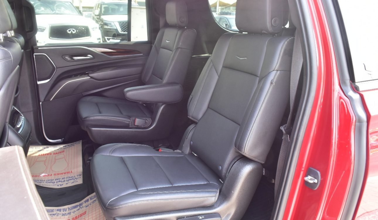CADILLAC ESCALADE 2021