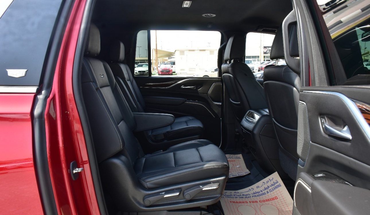 CADILLAC ESCALADE 2021