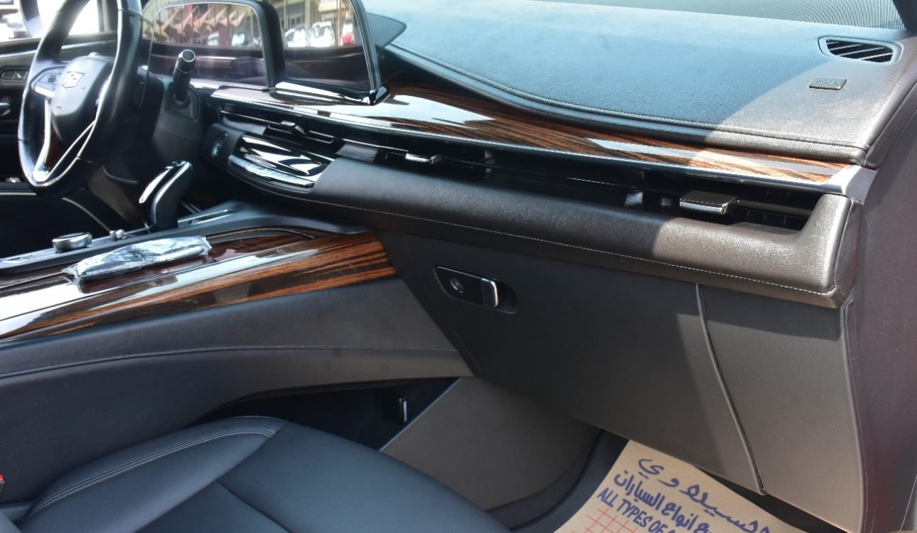CADILLAC ESCALADE 2021