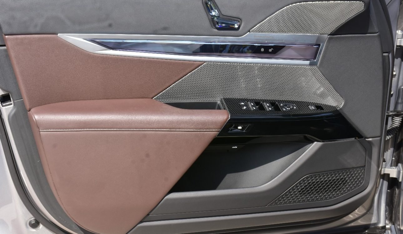 bmw 740i 2023