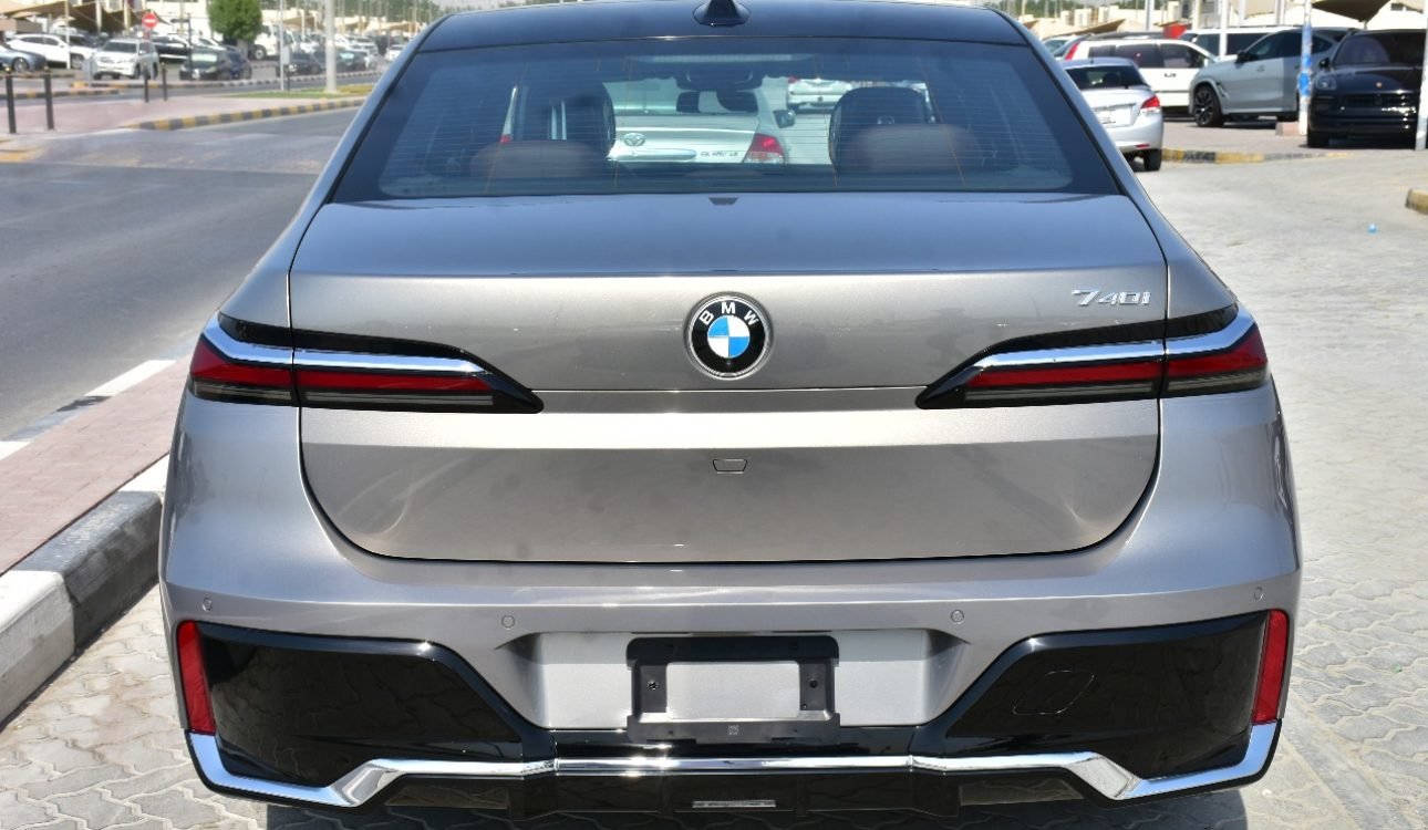 bmw 740i 2023