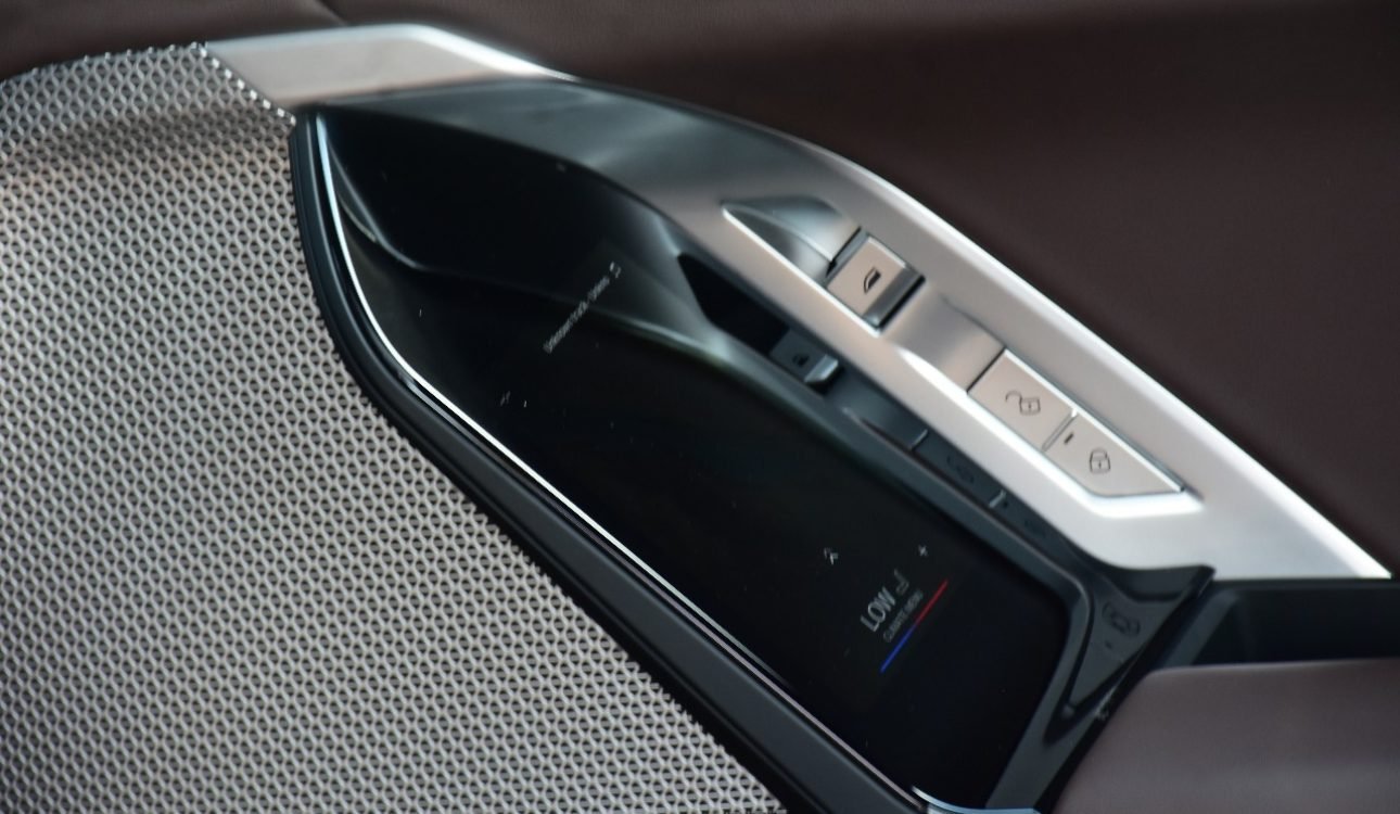 bmw 740i 2023