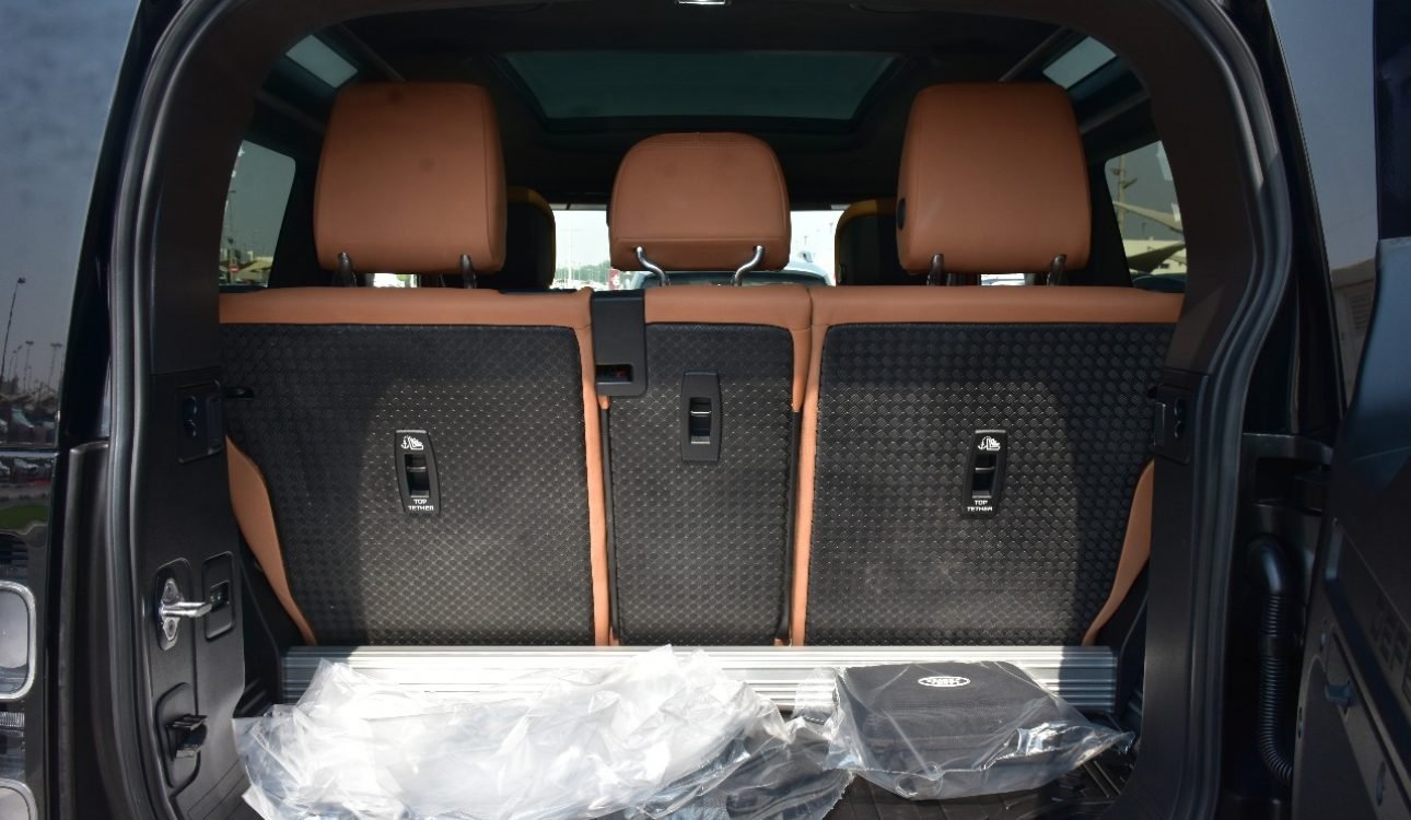 LAND ROVER DEFENDER