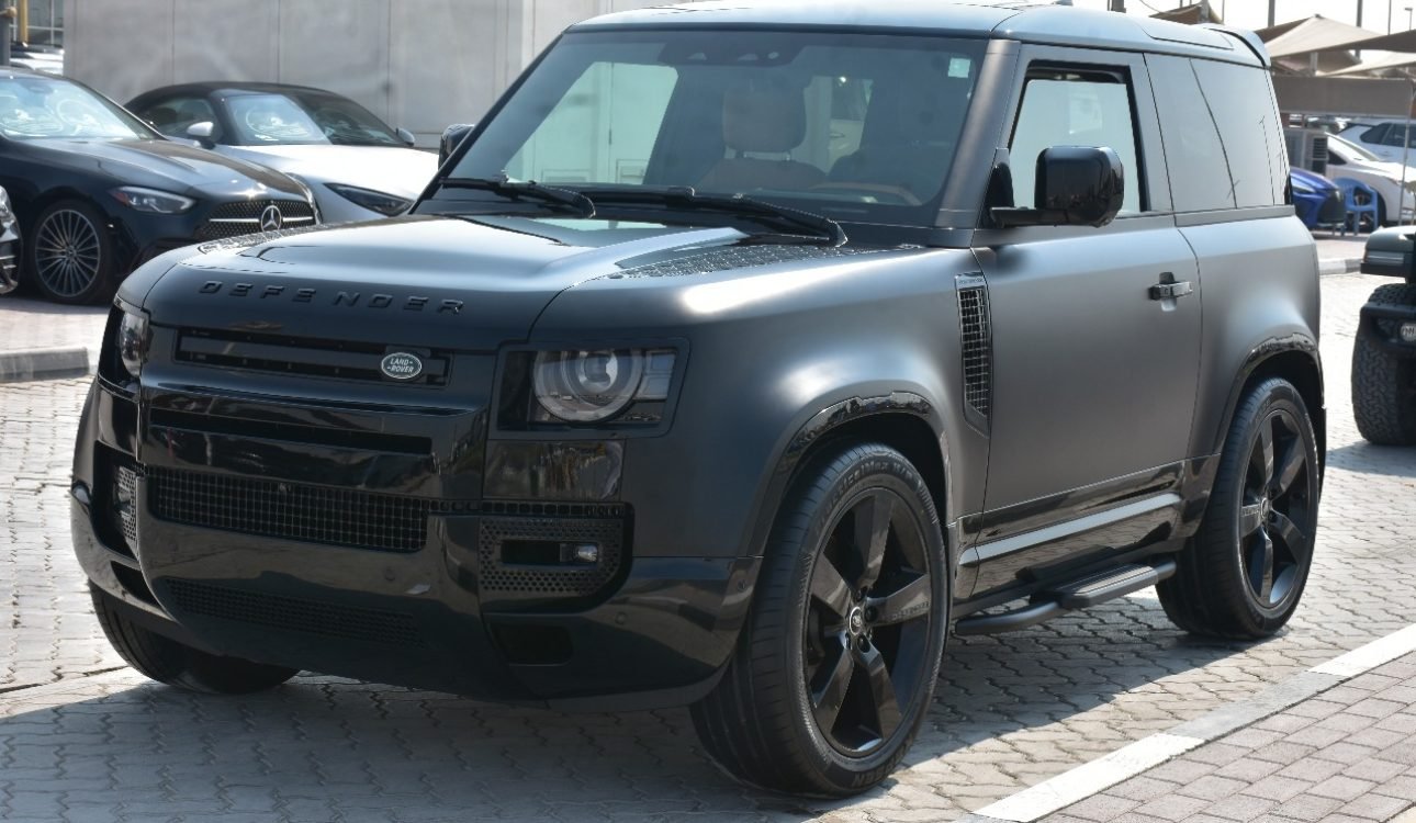 LAND ROVER DEFENDER
