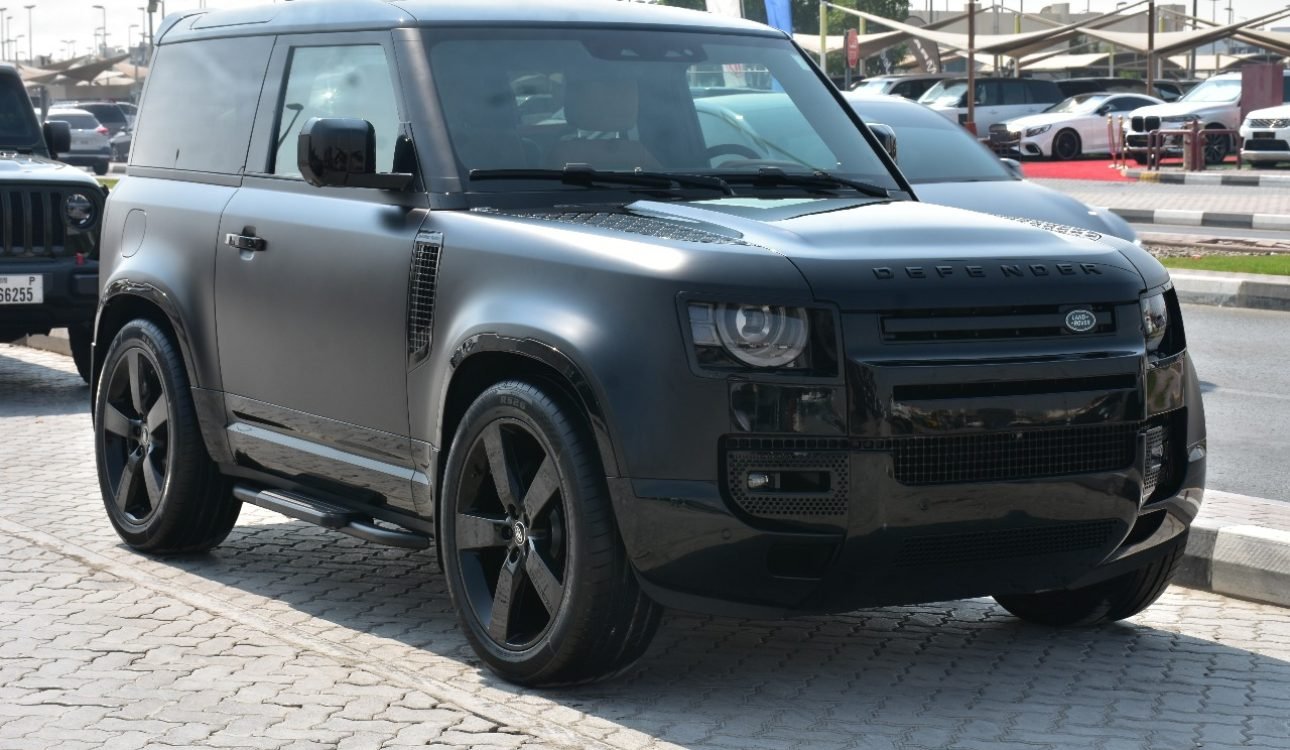 LAND ROVER DEFENDER