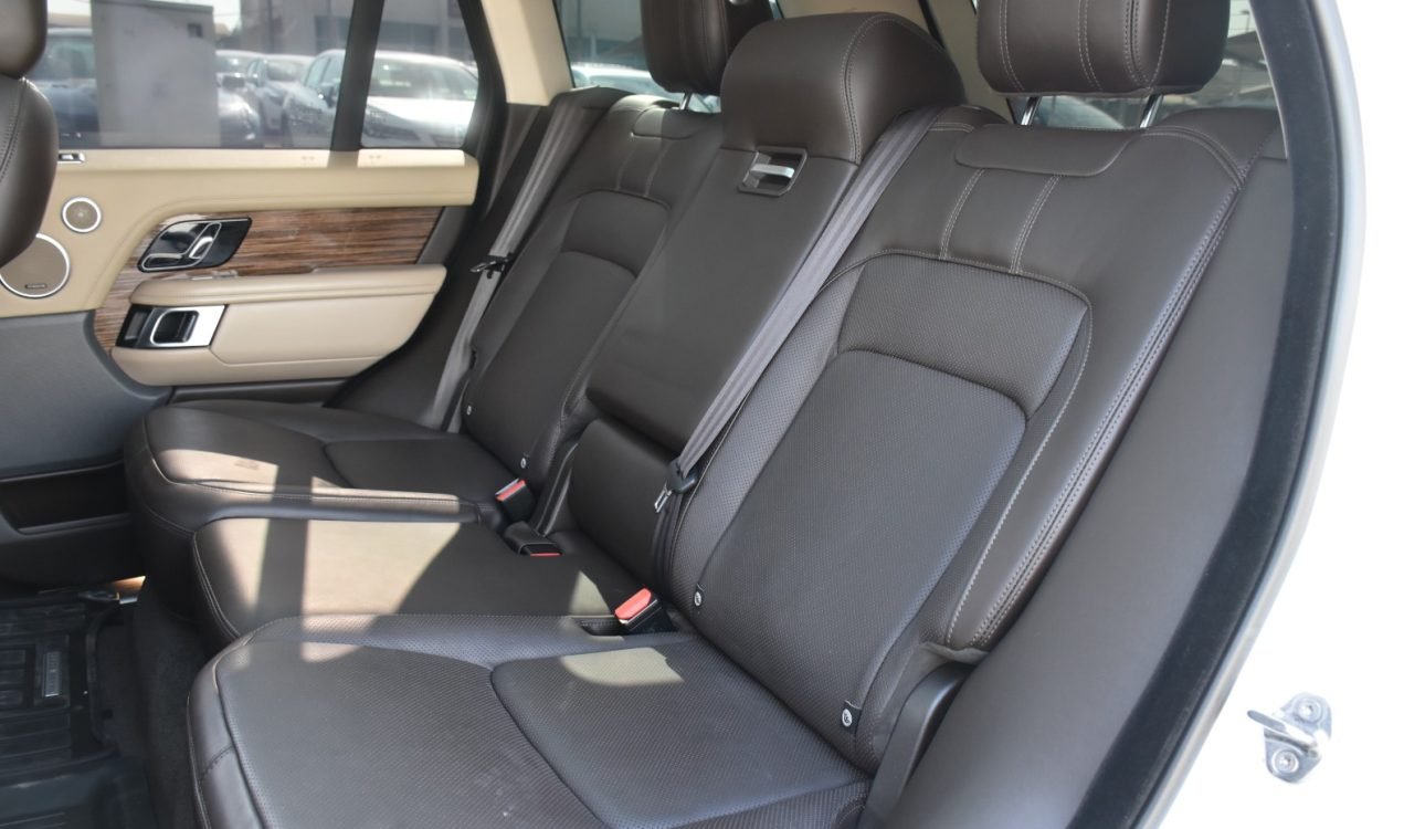 LAND ROVER RANGE ROVER SE 2019